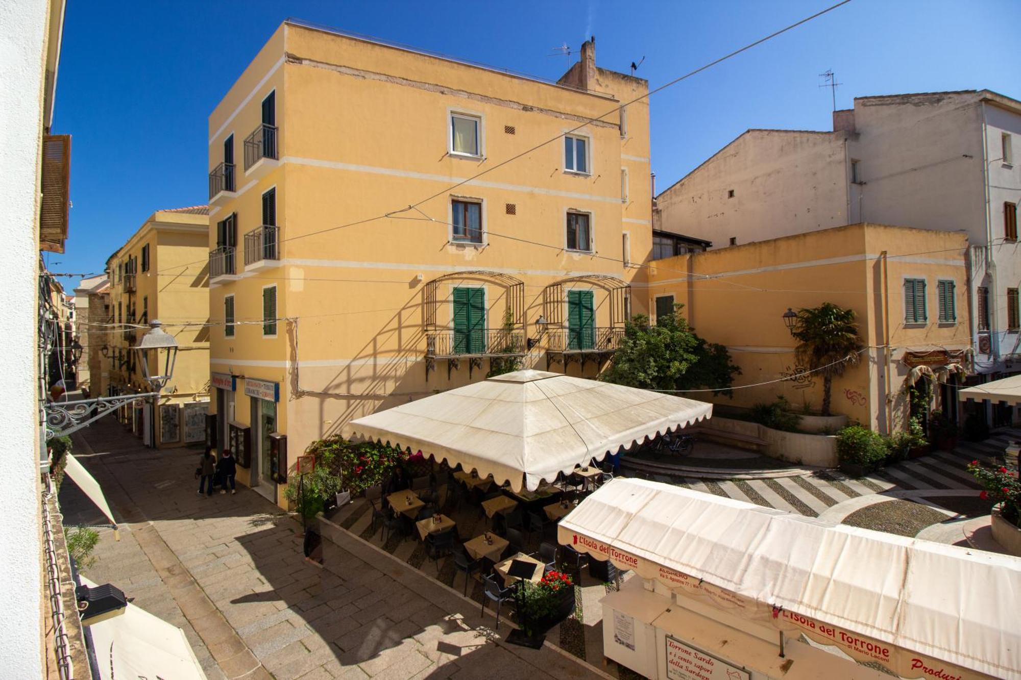 Alghero Appartamento In Centro Casa Ferret Eksteriør bilde
